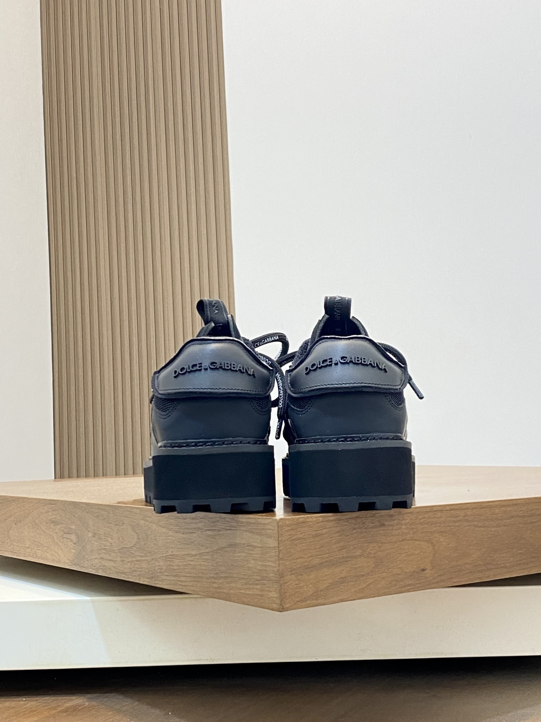 olce & Gabbana shoe